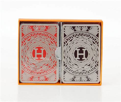 Hermes play cards